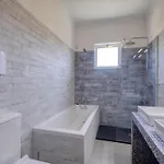 Vilarinhos, Garagem Ac Prestige For