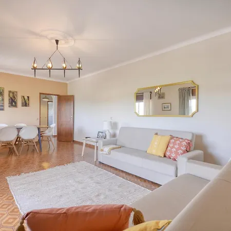 Vilarinhos, Garagem Ac Prestige For