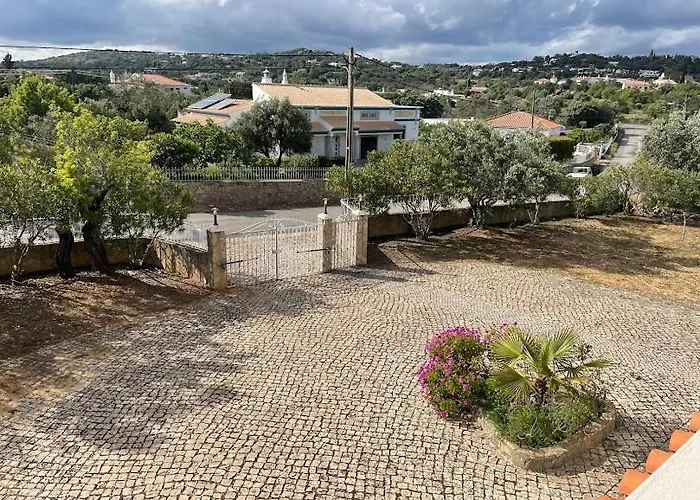 3 Quartos, Bbq, Ac, Garagem, Prestige For Sao Romao (Faro)