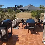 Vilarinhos, Garagem Ac Prestige For Feriehus Sao Romao (Faro)