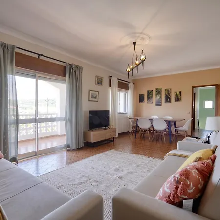 3 Quartos, Bbq, Ac, Garagem, Prestige For Holiday home *