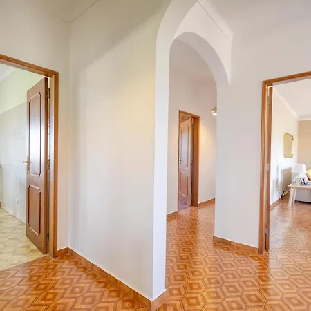 3 Quartos, Bbq, Ac, Garagem, Prestige For *