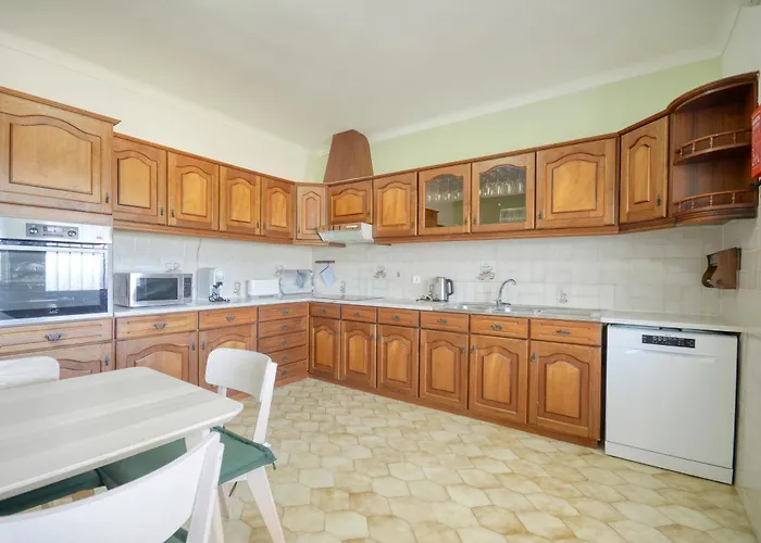 3 Quartos, Bbq, Ac, Garagem, Prestige For * Romao